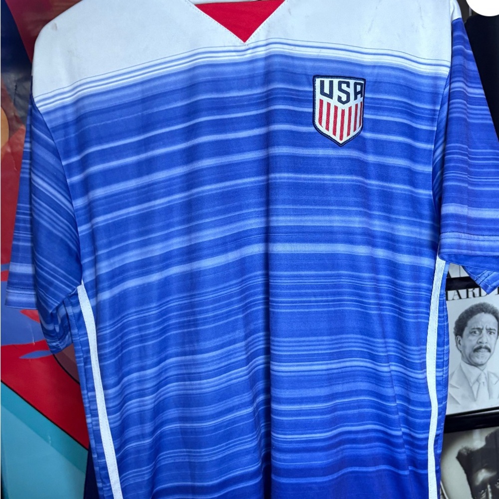 USA Soccer Jersey Men’s Sz XL AIS Brand Perfect Condition